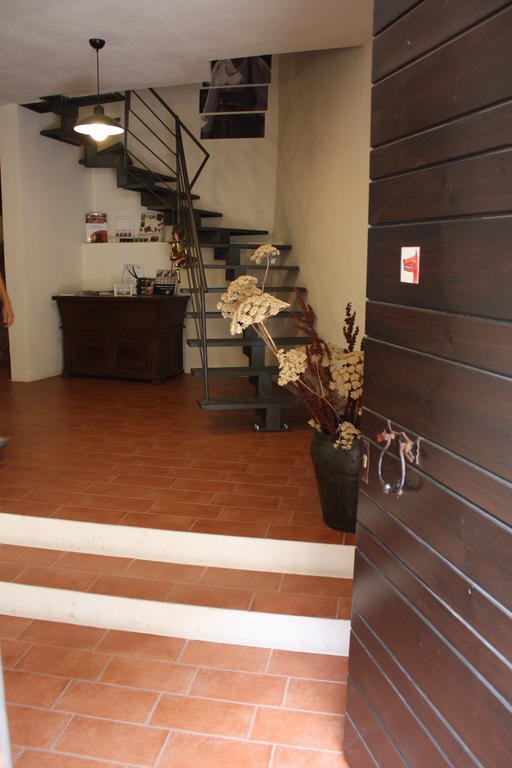 Il Lupo Rosso Bed and Breakfast Santu Lussurgiu Buitenkant foto